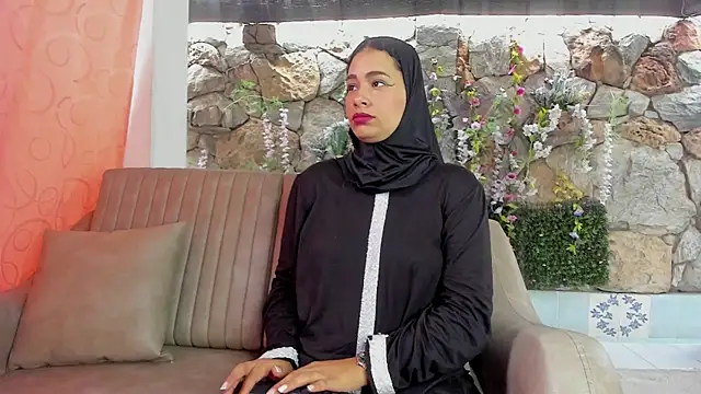 Snapshot of ShanaJamil chatting on 07/09/26, 12:26 ShanaJamil online show from 07/09/26, 12:26