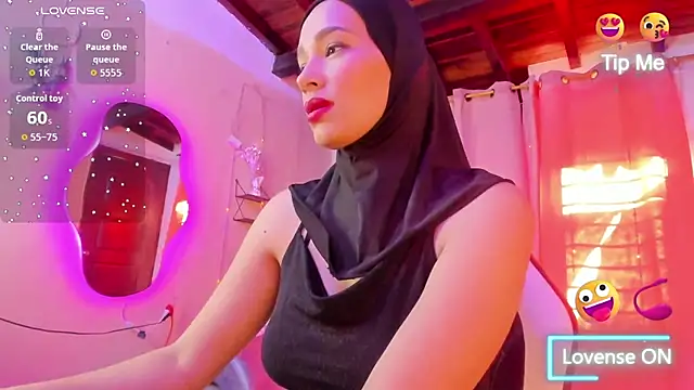 ShanaJamil online show from 09/23/25, 12:12