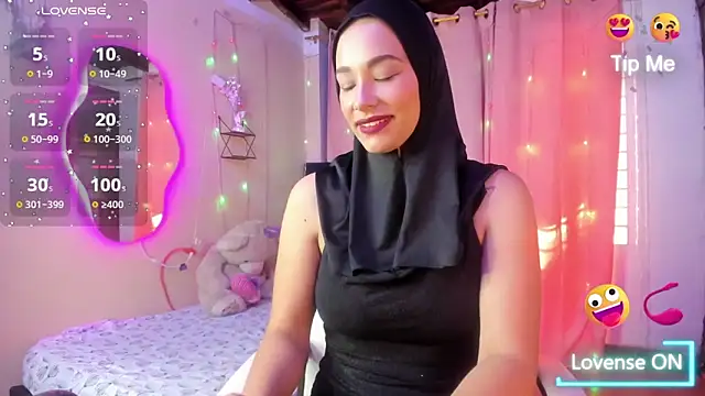 ShanaJamil online show from 12/05/25, 01:32