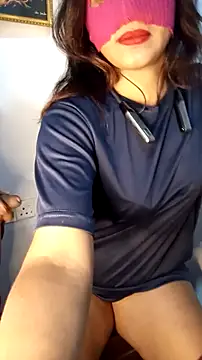 Ceylon couple online show from 12/19/25, 09:44