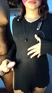 Ceylon couple online show from 12/18/25, 02:21