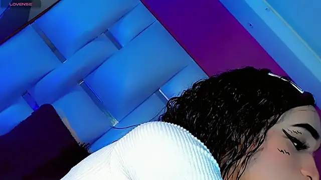 JessiscaWalker online show from 04/17/26, 08:00