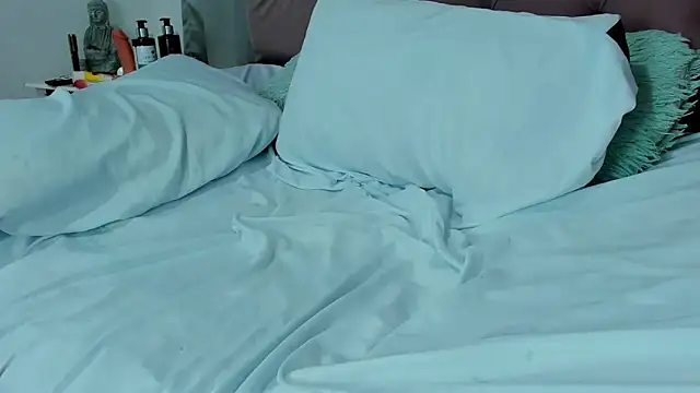 EthanBlackwoodd online show from 12/20/25, 09:45