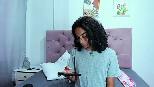 EthanBlackwoodd online show from 04/01/26, 08:06