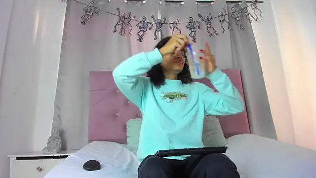 EthanBlackwoodd online show from 11/09/25, 08:02