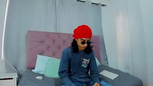 EthanBlackwoodd online show from 01/31/26, 08:07