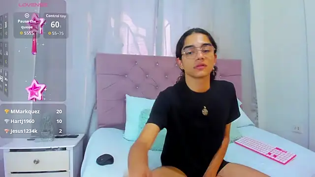 EthanBlackwoodd online show from 02/09/26, 07:56