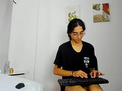 EthanBlackwoodd online show from 10/07/25, 07:48