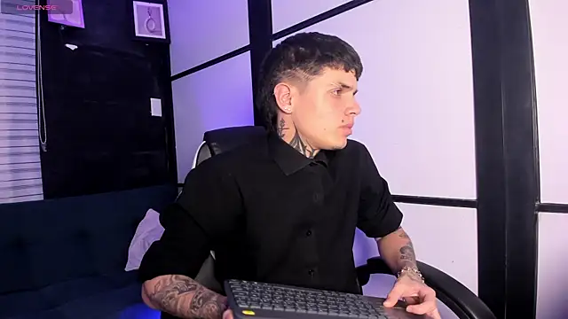 Declan-Fox online show from 10/03/25, 08:10