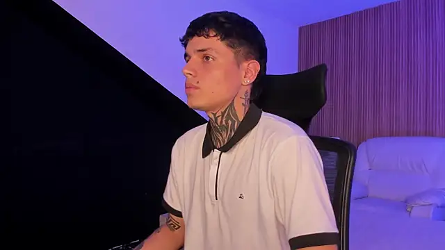 Declan-Fox online show from 10/11/25, 12:39