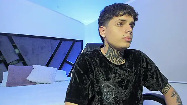 Declan-Fox online show from 09/17/25, 03:41