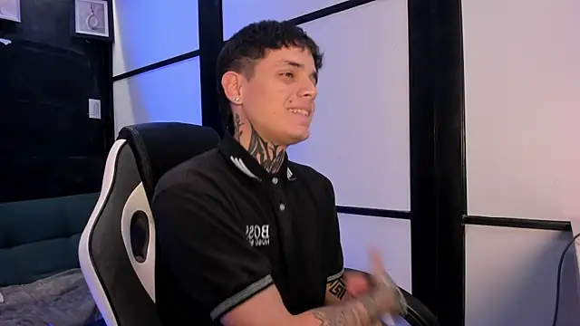 Declan-Fox online show from 10/05/25, 12:18