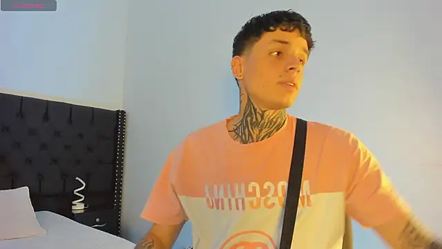 Declan-Fox online show from 11/02/25, 05:12