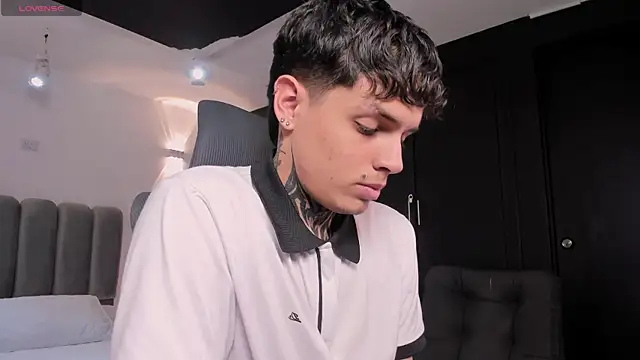 Declan-Fox online show from 09/21/25, 03:55