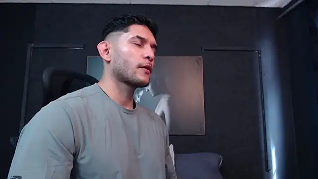 RichardMilleer online show from 03/09/26, 01:58