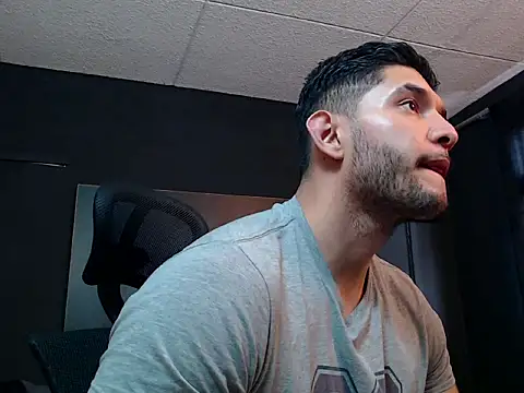 RichardMilleer online show from 11/11/25, 02:12