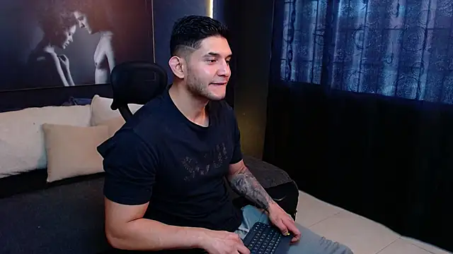 RichardMilleer online show from 10/04/25, 03:02