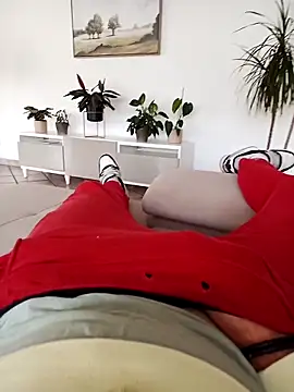 Snapshot of fullystroked chatting on 11/11/25, 08:31 fullystroked online show from 11/11/25, 08:31