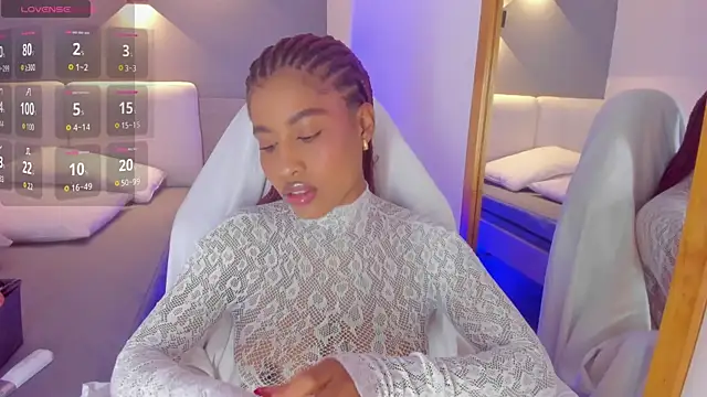 selena monroy online show from 12/16/25, 10:41