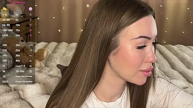 Amelia Ray  online show from 04/21/26, 10:11