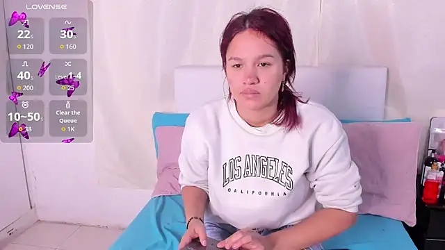 Victoriaa Zans online show from 11/23/25, 06:45