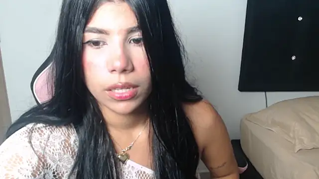 MayaScott11 online show from 10/19/25, 07:16