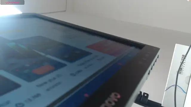 MayaScott11 online show from 11/24/25, 07:25