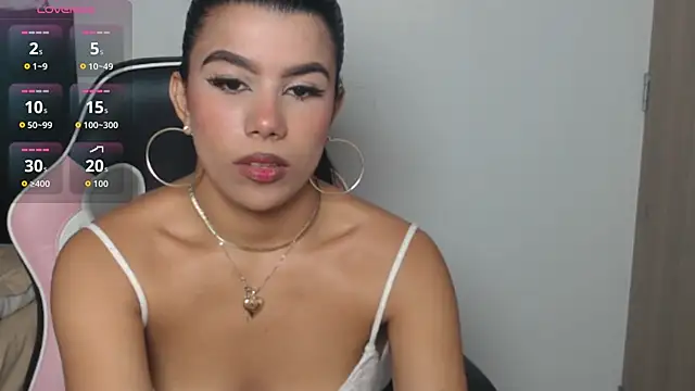 MayaScott11 online show from 11/30/25, 07:03