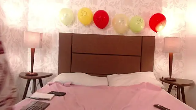 Ava Raye online show from 09/19/25, 07:40