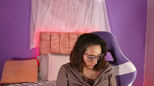 Ava Raye online show from 06/01/26, 08:19