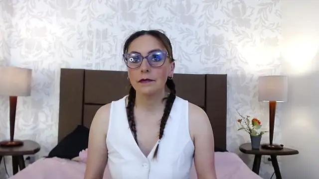 Ava Raye online show from 12/03/25, 07:46