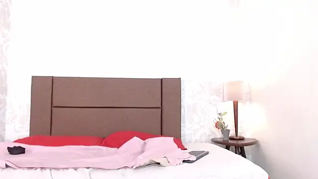 Ava Raye online show from 04/15/26, 07:18