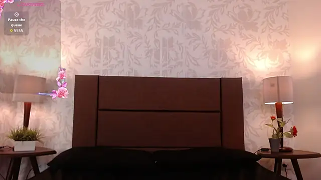 Ava Raye online show from 10/21/25, 07:57