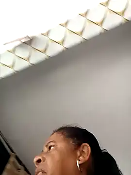 Rosabela04 online show from 11/28/25, 03:01