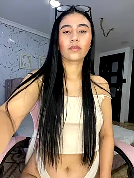 Isabella Montoya online show from 09/17/25, 03:14