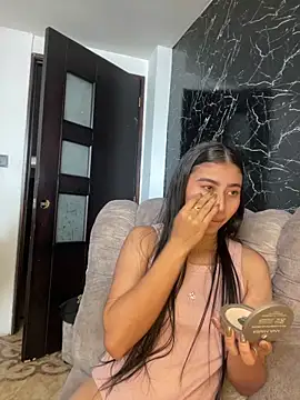 Isabella Montoya online show from 09/20/25, 05:40