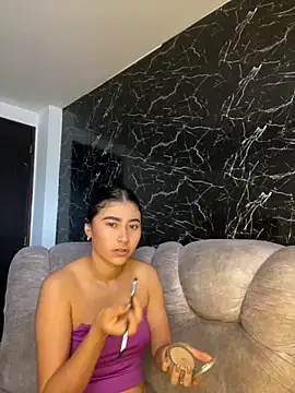 Isabella Montoya online show from 09/22/25, 01:06