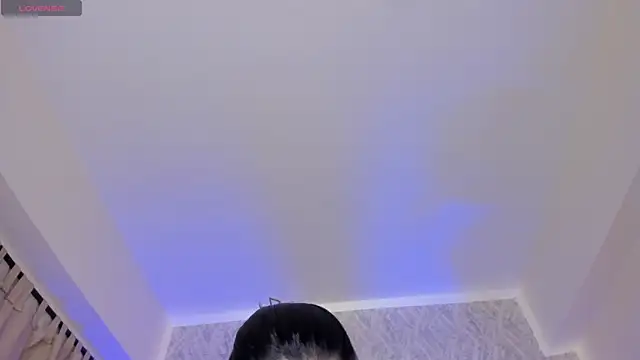 Snapshot of Sophiie_Belle chatting on 10/04/25, 01:56 Sophiie Belle online show from 10/04/25, 01:56