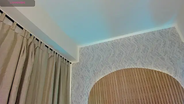 Snapshot of Sophiie_Belle chatting on 10/11/25, 02:29 Sophiie Belle online show from 10/11/25, 02:29