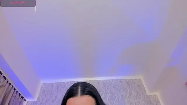 Snapshot of Sophiie_Belle chatting on 10/08/25, 02:51 Sophiie Belle online show from 10/08/25, 02:51