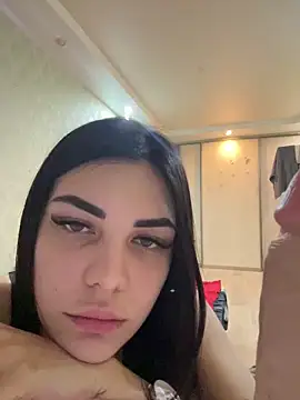 milka catt online show from 12/16/25, 06:56