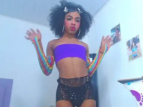 Snapshot of whitneytt chatting on 10/05/25, 05:42 whitneytt online show from 10/05/25, 05:42