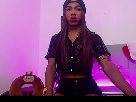 whitneytt online show from 07/14/26, 10:32