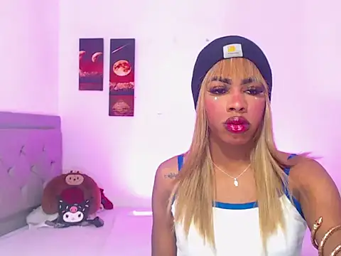 whitneytt online show from 06/19/26, 08:53