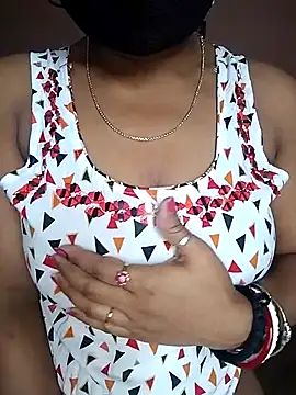 Bengalibeauty96 online show from 05/03/26, 02:16