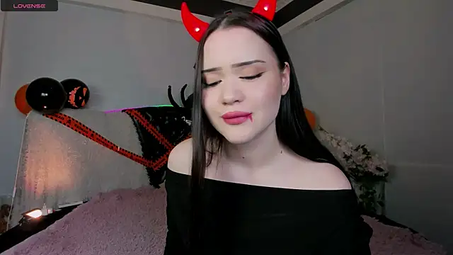  spicygirl online show from 10/31/25, 09:11