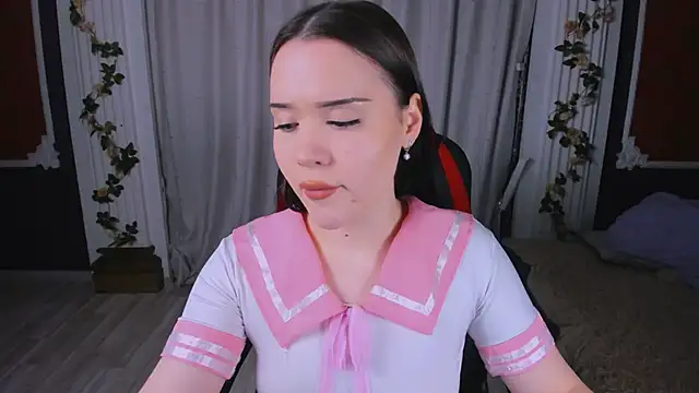 Snapshot of _spicygirl chatting on 10/04/25, 04:03 spicygirl online show from 10/04/25, 04:03