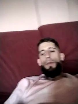 Snapshot of lolo699 chatting on 10/31/25, 07:49 lolo699 online show from 10/31/25, 07:49