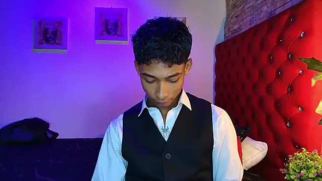 CoffeNaughty nom online show from 11/20/25, 03:07