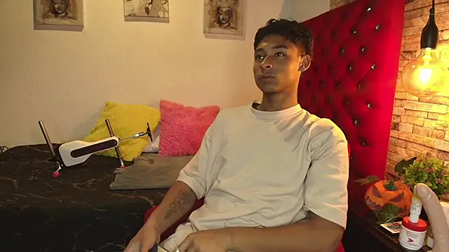 CoffeNaughty nom online show from 10/22/25, 04:34